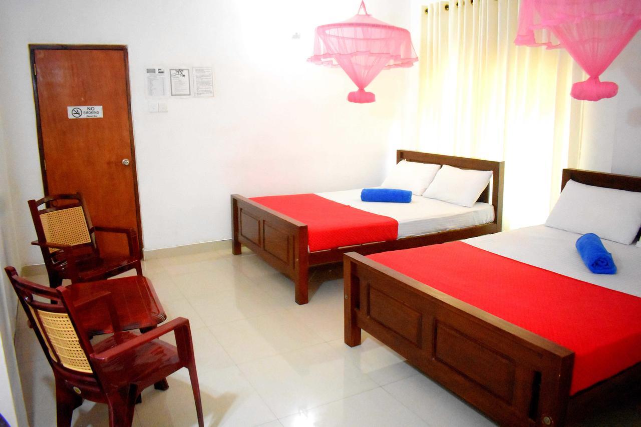 Lion Rest Hotel Anuradhapura Exterior photo