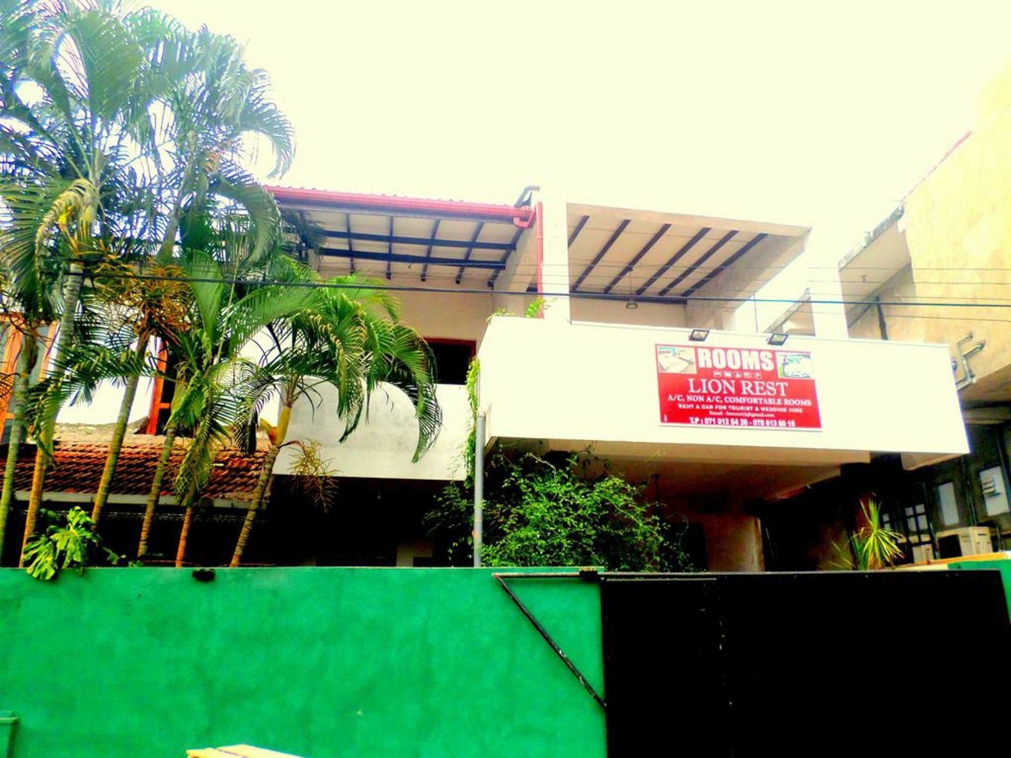 Lion Rest Hotel Anuradhapura Exterior photo